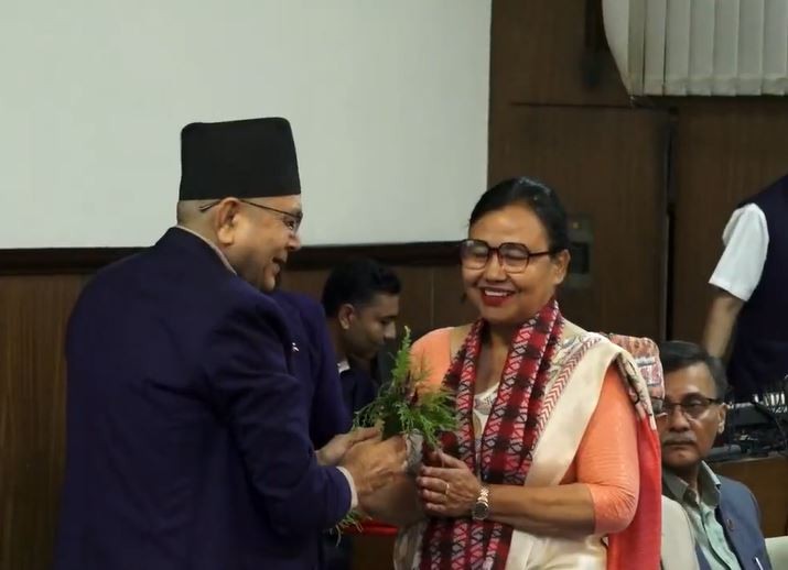 राज्य व्यवस्था समितिको सभापतिमा निर्विरोध निर्वाचित न्यौपानेद्वारा पदभार ग्रहण